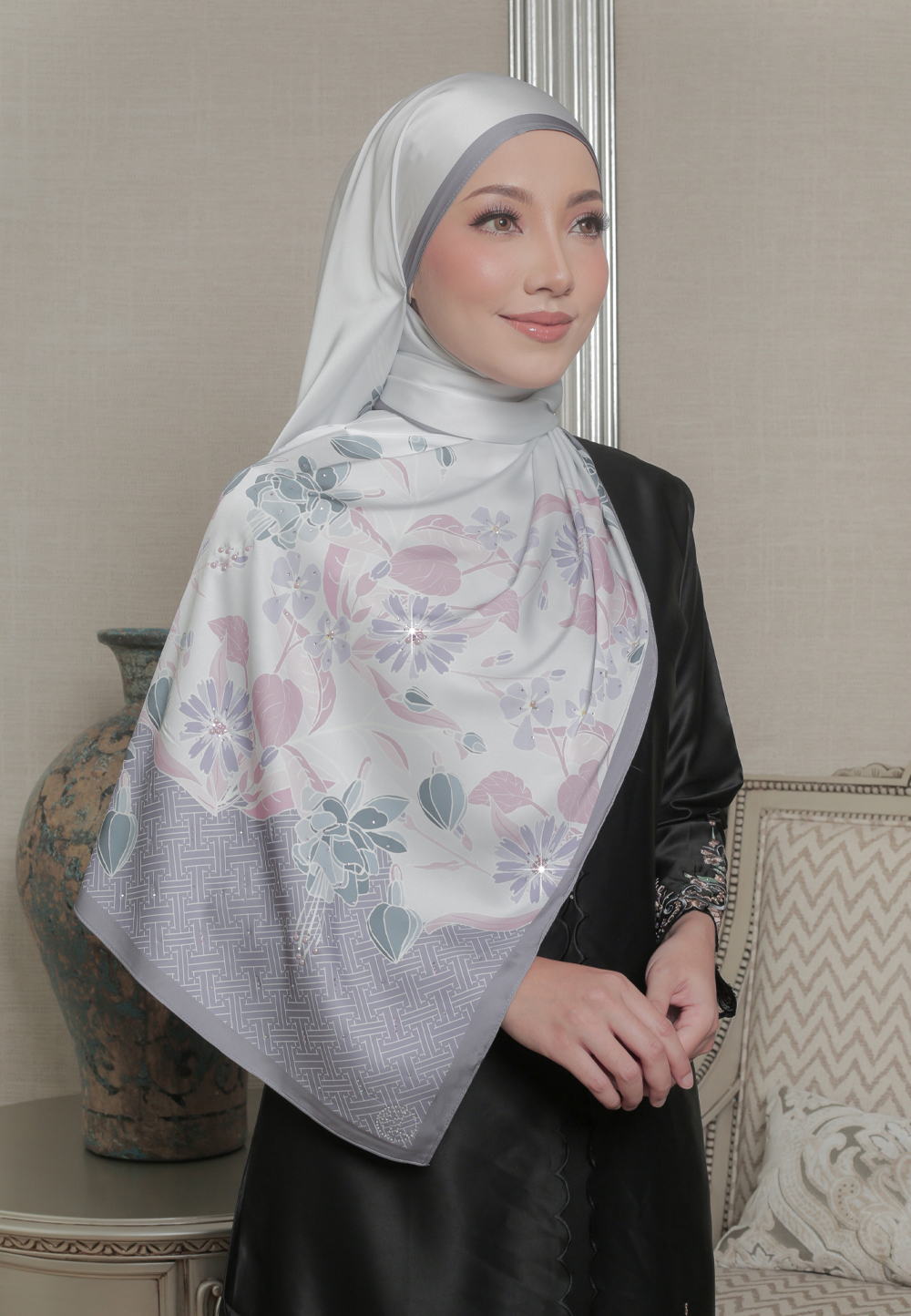 SHAWL 298 BLOSSOM PETALS PTD DIAMOND